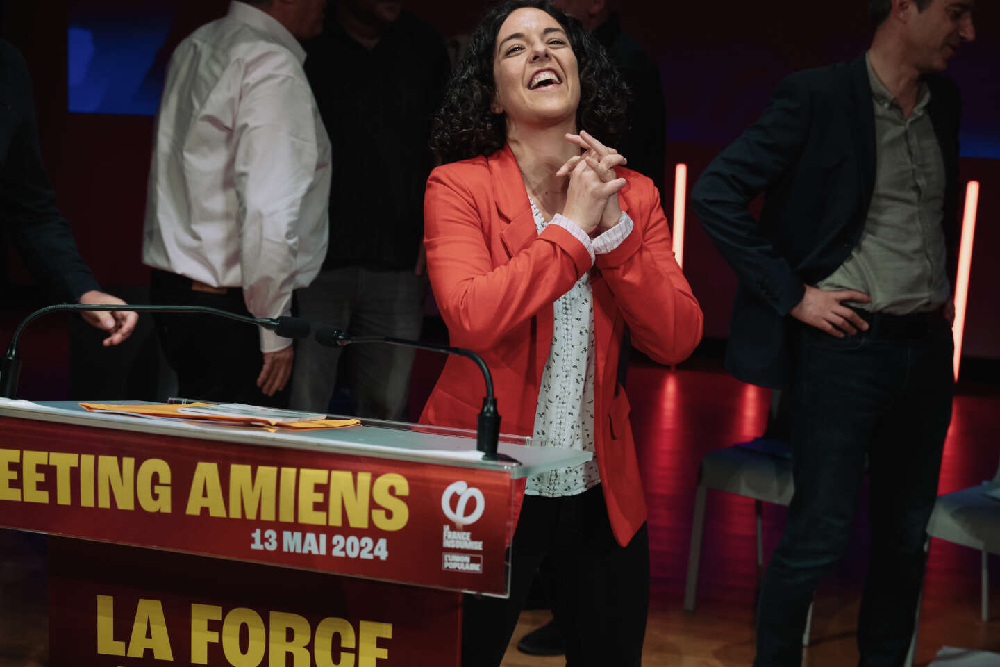 Regarder la vidéo Elections européennes 2024 : Manon Aubry en campagne avec François Ruffin contre les délocalisations