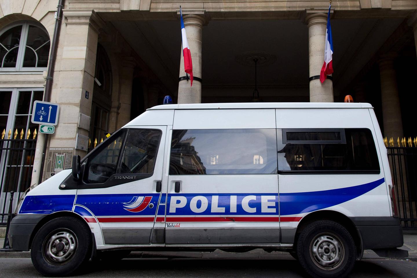 At least two French prison officers killed in inmate's escape