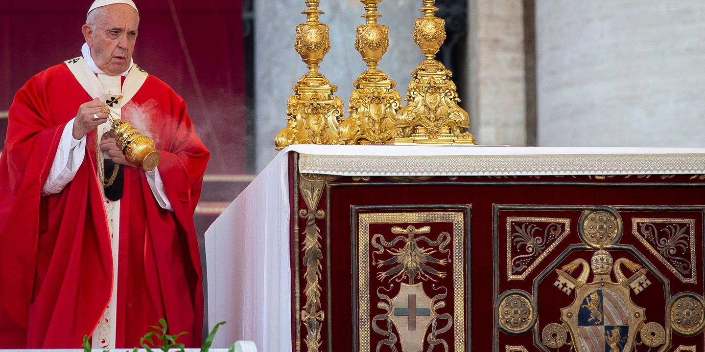Eric-Emmanuel Schmitt, écrivain : François savait qu’il ne pouvait pas avancer à la vitesse qu’il désirait, sans risquer de briser l’unité de l’Eglise