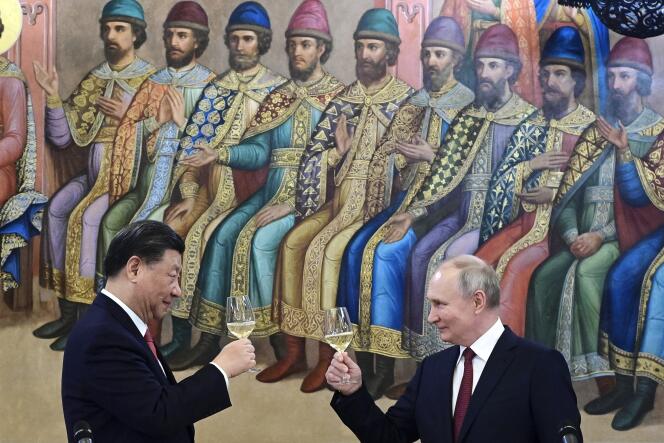 Chinese President Xi Jinping and Russian President Vladimir Putin at a dinner at the Palace of Facets, a Kremlin building, in Moscow, March 21, 2023.