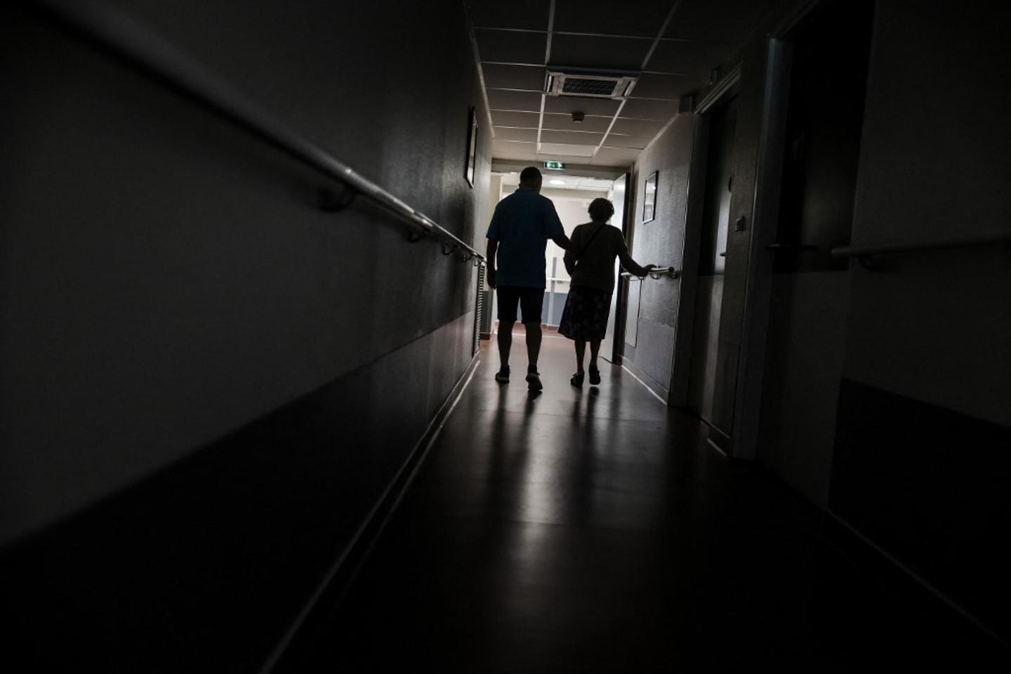 « A force de ne pas se voir vieillir, la France risque de voir son système social s’effondrer » « A force de ne pas se voir vieillir, la France risque de voir son système social s’effondrer »