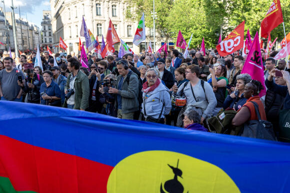 Rassemblement de soutien au peuple kanak, place de la République à Paris, le 16 mai 2024.