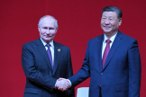 Le président russe, Vladimir Poutine, et son homologue chinois, Xi Jinping, à Pékin, le 16 mai 2024.