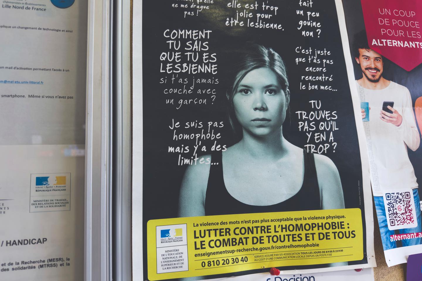 Les actes anti-LGBTI+ ont augmenté de 13 % en 2023, selon le ministère de l???intérieur
