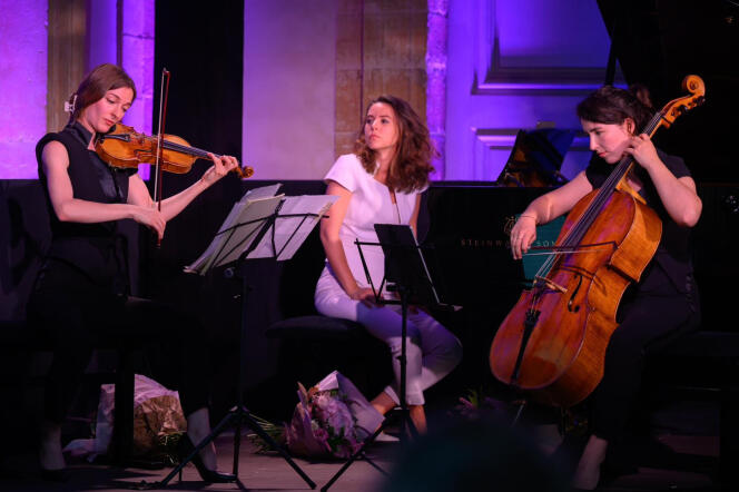 Trio Sora aux Flâneries Musicales de Reims, en juillet 2023.