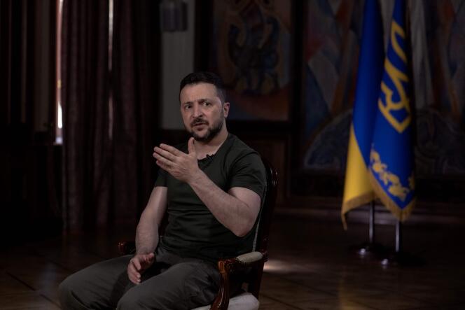 Volodymyr Zelensky lors d’un entretien avec l’Agence France-Presse, à Kiev, le 17 mai 2024.