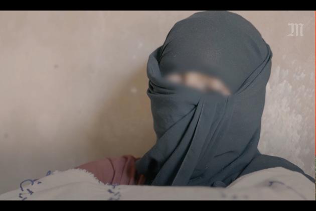 Idiatou, migrante guinéenne de 23 ans, a été abandonnée par les forces mauritaniennes, dans le désert, à la frontière malienne ; ici, à Kaolack, au Sénégal, où elle s’est réfugiée, le 18 février 2024.
