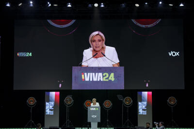 Marine Le Pen lors d’un rassemblement organisé par le parti d’extrême droite espagnol Vox, à Madrid, le 19 mai 2024.