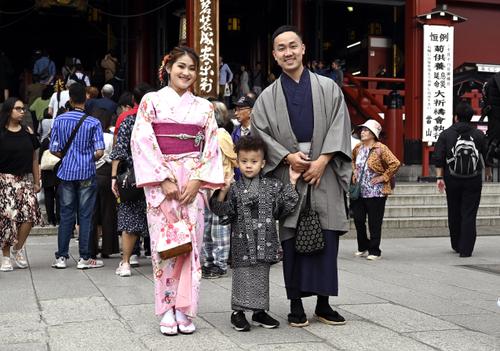Japan introduces joint parental custody, a principle far from unanimously accepted in the archipelago