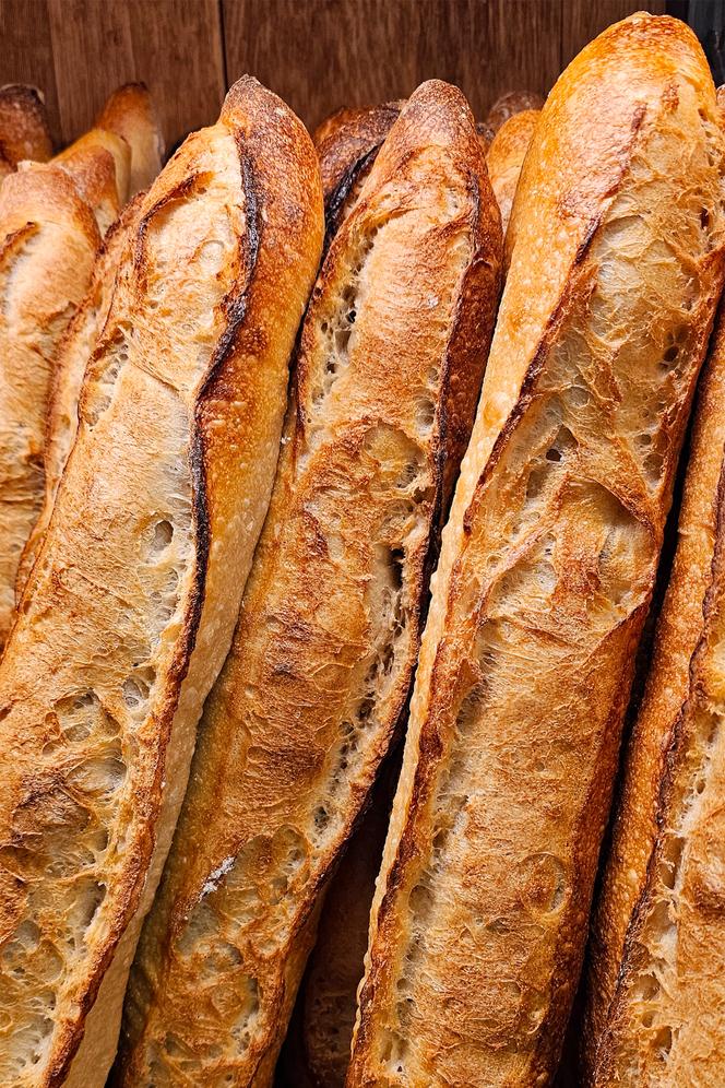 What are the five best traditional baguettes in the Paris region? | WN24 3 ba5b45f 1716370774897 04 c boulangerie utopie 1