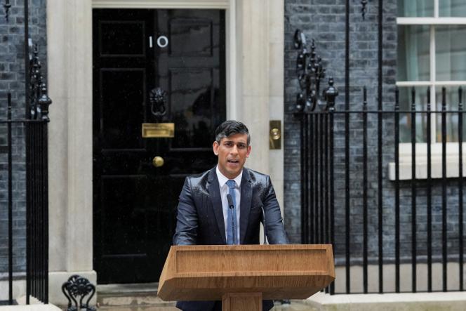 British Prime Minister Rishi Sunak outside 10 Downing Street in London on May 22, 2024.