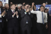Rishi Sunak surrounded by Conservative Party members after the announcement of early elections. London, May 22, 2024.