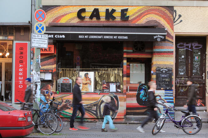 Le Cake Club, un bar à cocktails de Kreuzberg, dans le centre de Berlin.