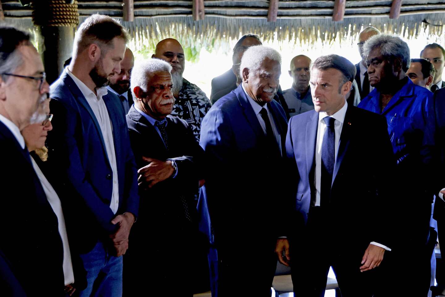 Regarder la vidéo En Nouvelle-Calédonie, Emmanuel Macron plaide pour un « apaisement constructif »