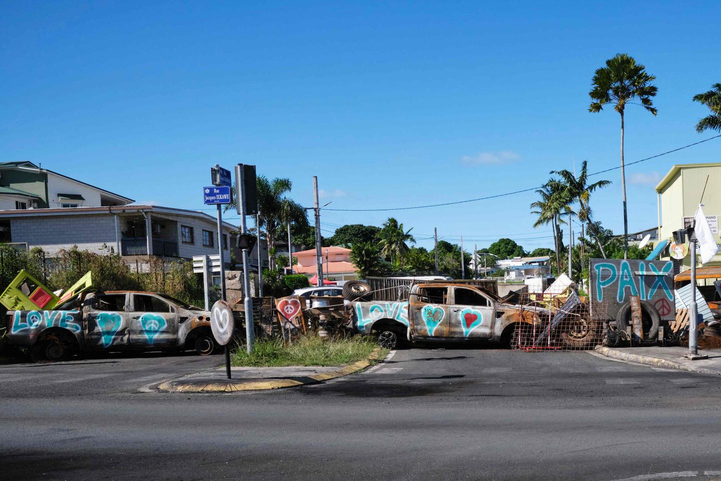 New Caledonia: Police kill man, seventh death in unrest in French Pacific territory