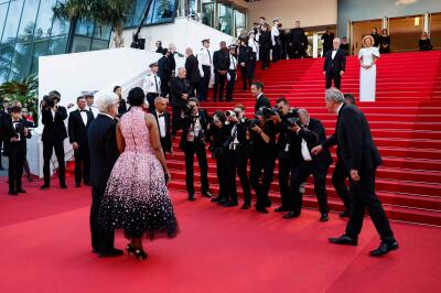 Le réalisateur George Lucas et son épouse Mellody Hobson le 25 mai 2024 à Cannes.