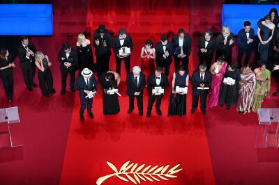 Les membres du palmarès de la 77ᵉ édition du Festival de Cannes, à l’occasion de la cérémonie de clôture, le 25 mai 2024.