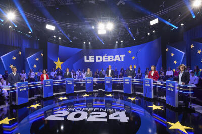 Sur le plateau d’un débat pour les élections européennes 2024, diffusé sur BFM-TV, le 27 mai 2024.