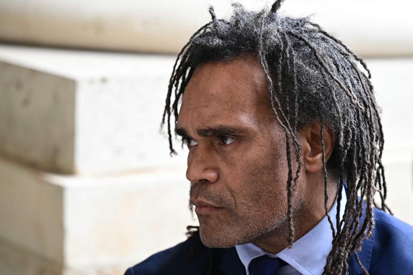 New Caledonia: Former footballer Karembeu says two relatives were killed in unrest