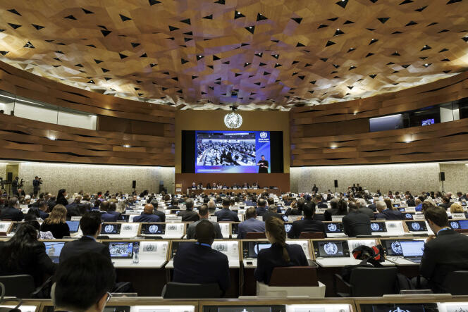 L’ouverture de la 77e assemblée mondiale de la santé, au siège européen des Nations unies à Genève, en Suisse, le lundi 27 mai 2024. 