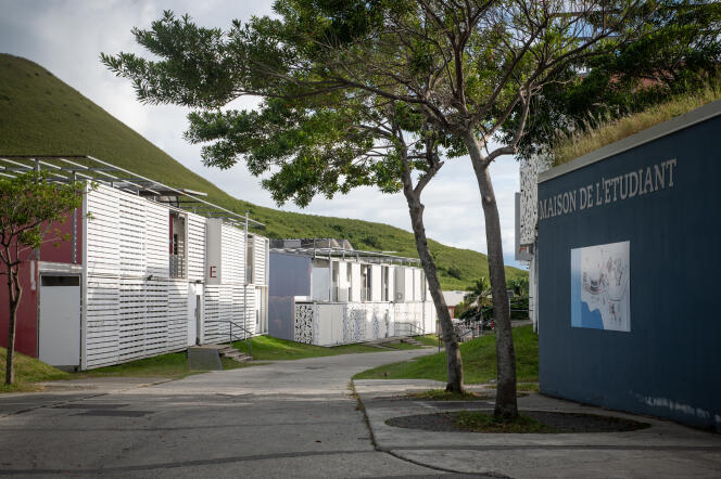 La Maison de l’étudiant de l’université de la Nouvelle-Calédonie, sur le campus de Nouville, à Nouméa, le 27 mai 2024. 