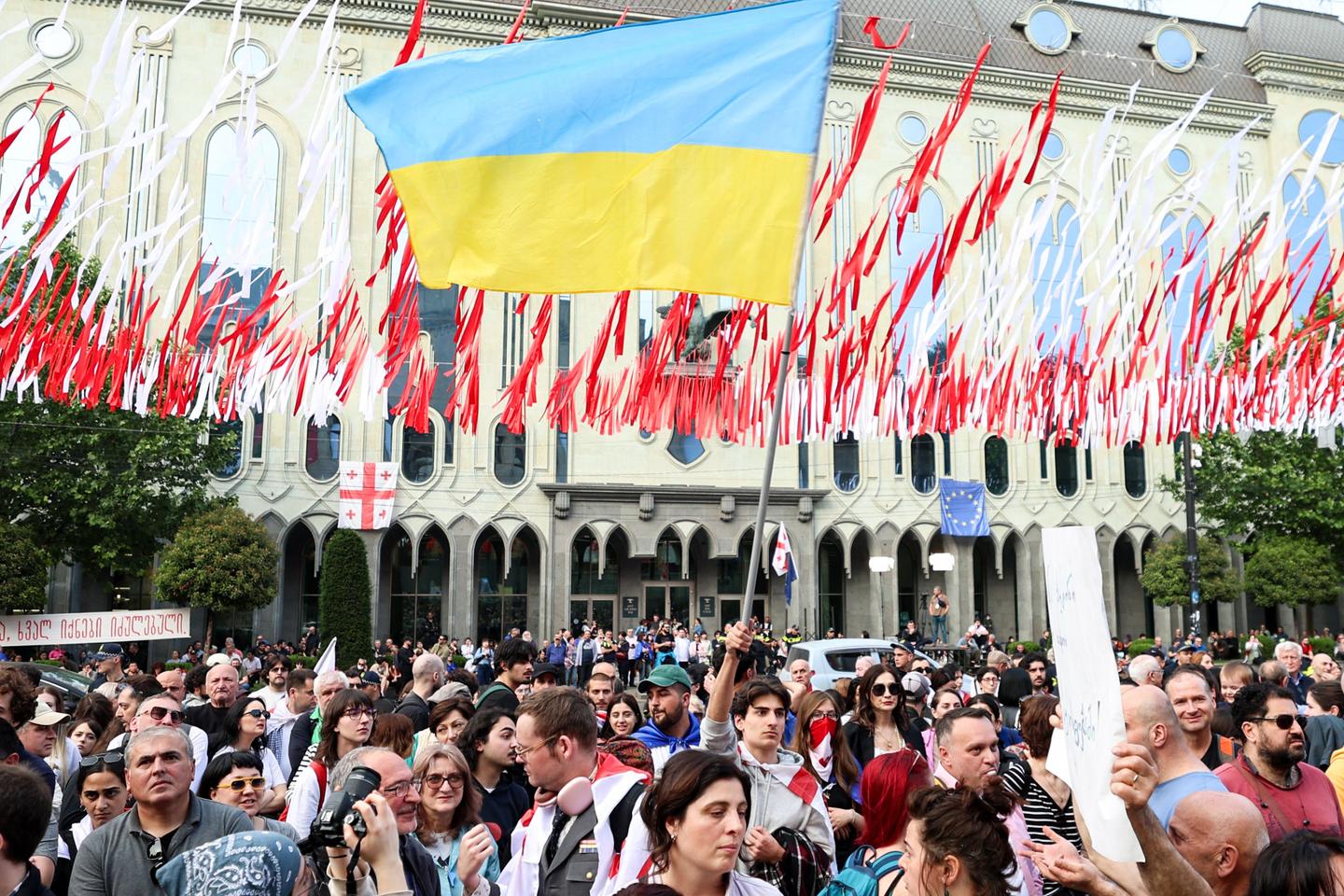Georgian parliament overrides presidential veto of the divisive 'foreign influence' bill