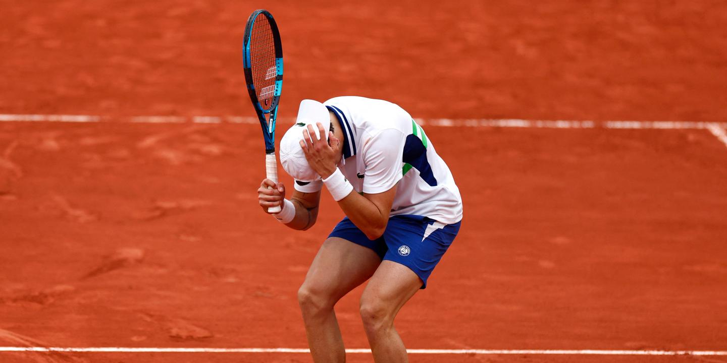 En direct, RolandGarros a tiré sa révérence, Etcheverry finit