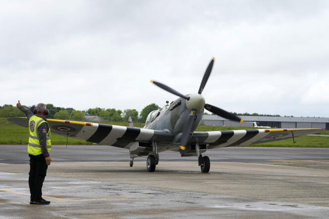 Un avión de combate británico Spitfire en exhibición en Kent, Inglaterra, el 28 de mayo de 2024.
