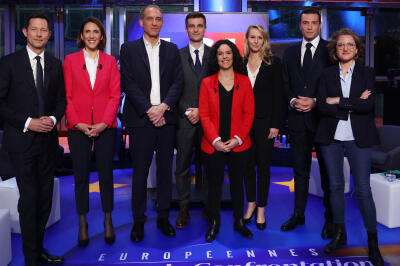 Les candidats aux élections européennes, avant le débat sur LCI, à Boulogne-Billancourt (Hauts-de-Seine), le 21 mai 2024.