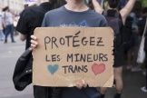 Manifestation contre la transphobie et pour la visibilité des personnes trans, à Paris, le 26 mai 2024.