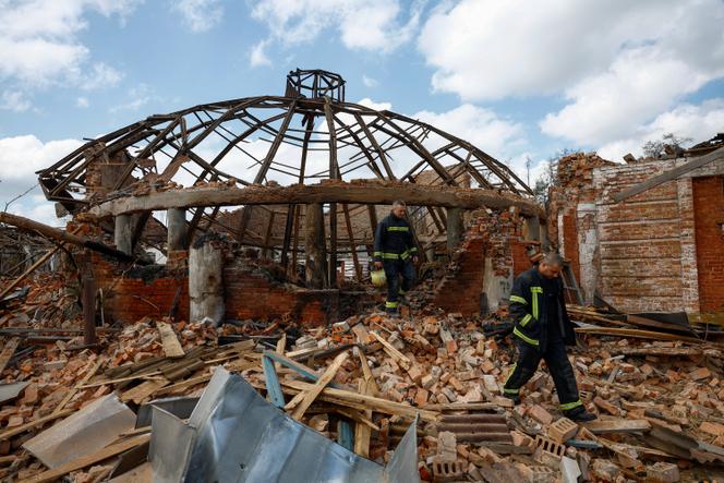 On May 30, 2024 in Mala Danylivka near Kharkiv after the Russian strike.