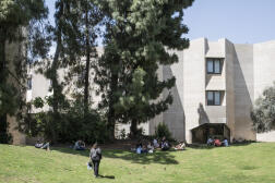 Sur le campus Mons Scopus de l'Université hébraïque de Jérusalem, le 22 mai 2024.  