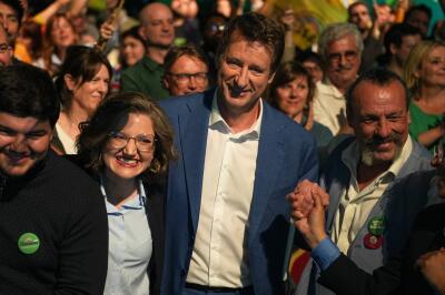 Marie Toussaint et Yannick Jadot  (EELV) à Aubervilliers, le 2 juin 2024. 