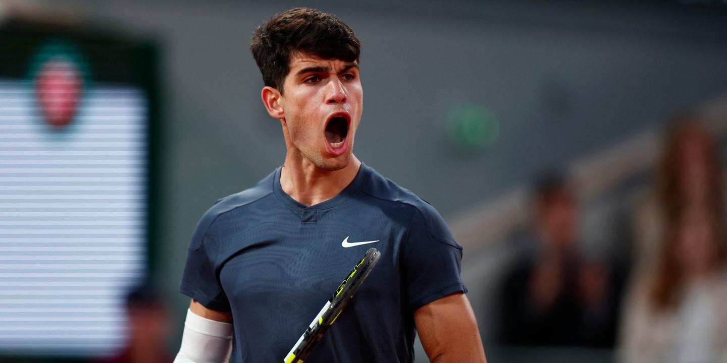Carlos Alcaraz è vicino a sconfiggere Stefanos Tsitsipas, segui la partita dei quarti di finale