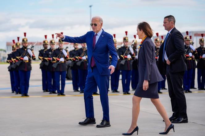 Biden arrives in France to commemorate 80th D-Day anniversary | WN24 1 US President Joe Biden is welcomed by French Prime Minister Gabriel Attal upon arrival at Paris Orly airport near Paris on June 5, 2024, as he travels to commemorate the 80th anniversary of D-Day.