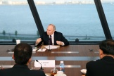 Vladimir Poutine lors d’une rencontre avec la presse organisée en marge du forum économique de Saint-Pétersbourg, le 5 juin 2024.
