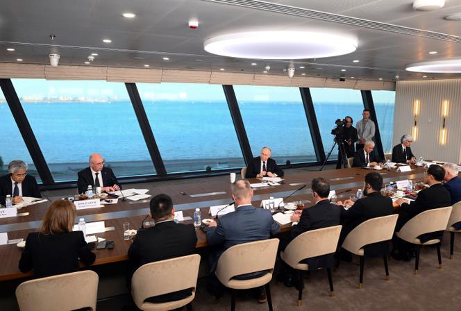 Putin threatens to supply long-range missiles to other countries to strike the West | WN24 1 The Russian president, Vladimir Putin, talks to heads of international news agencies, in Saint Petersburg, June 5, 2024. Photo courtesy of the Kremlin news agency Sputnik.