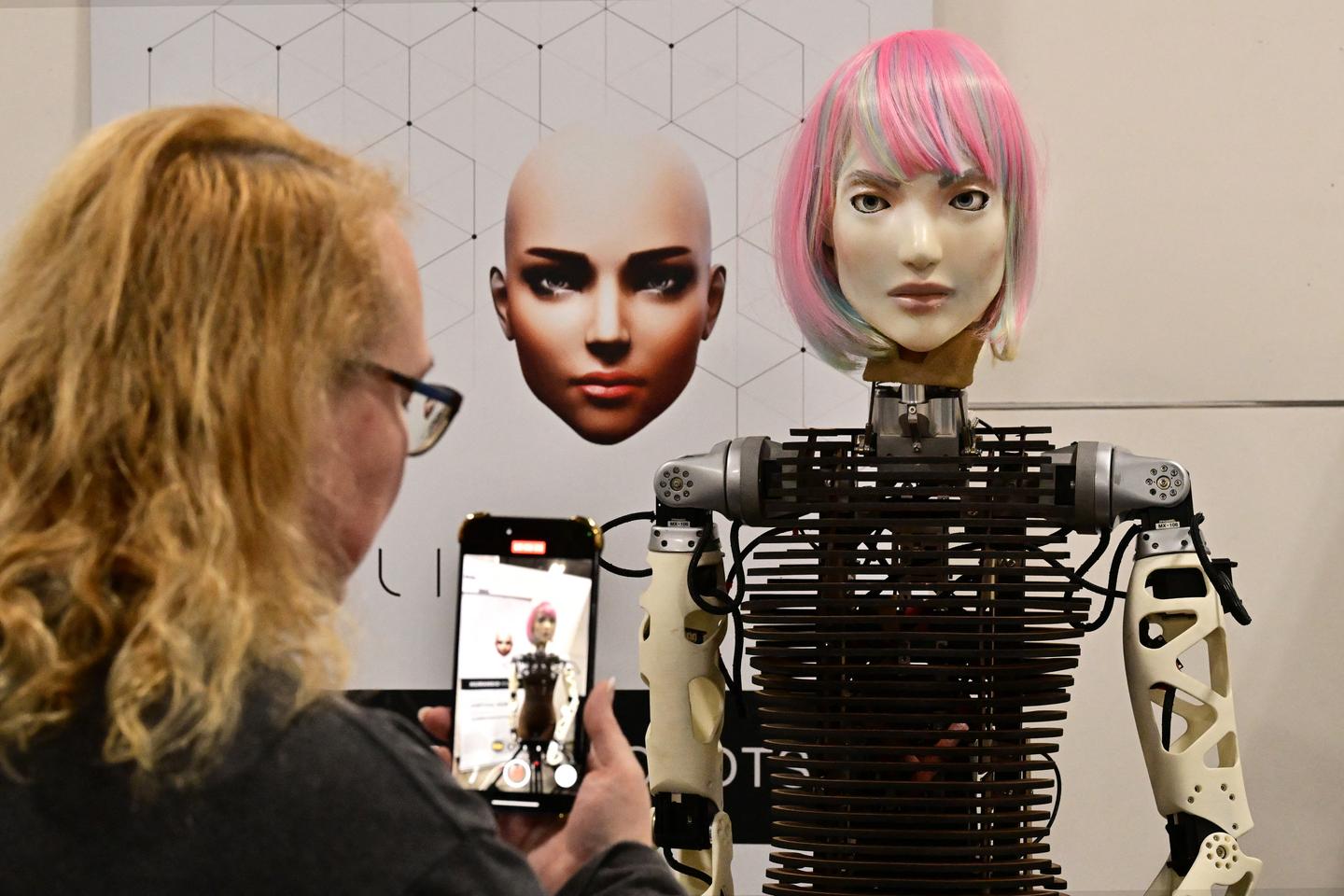 'The way AI uses images to define a beautiful woman can wreak havoc'