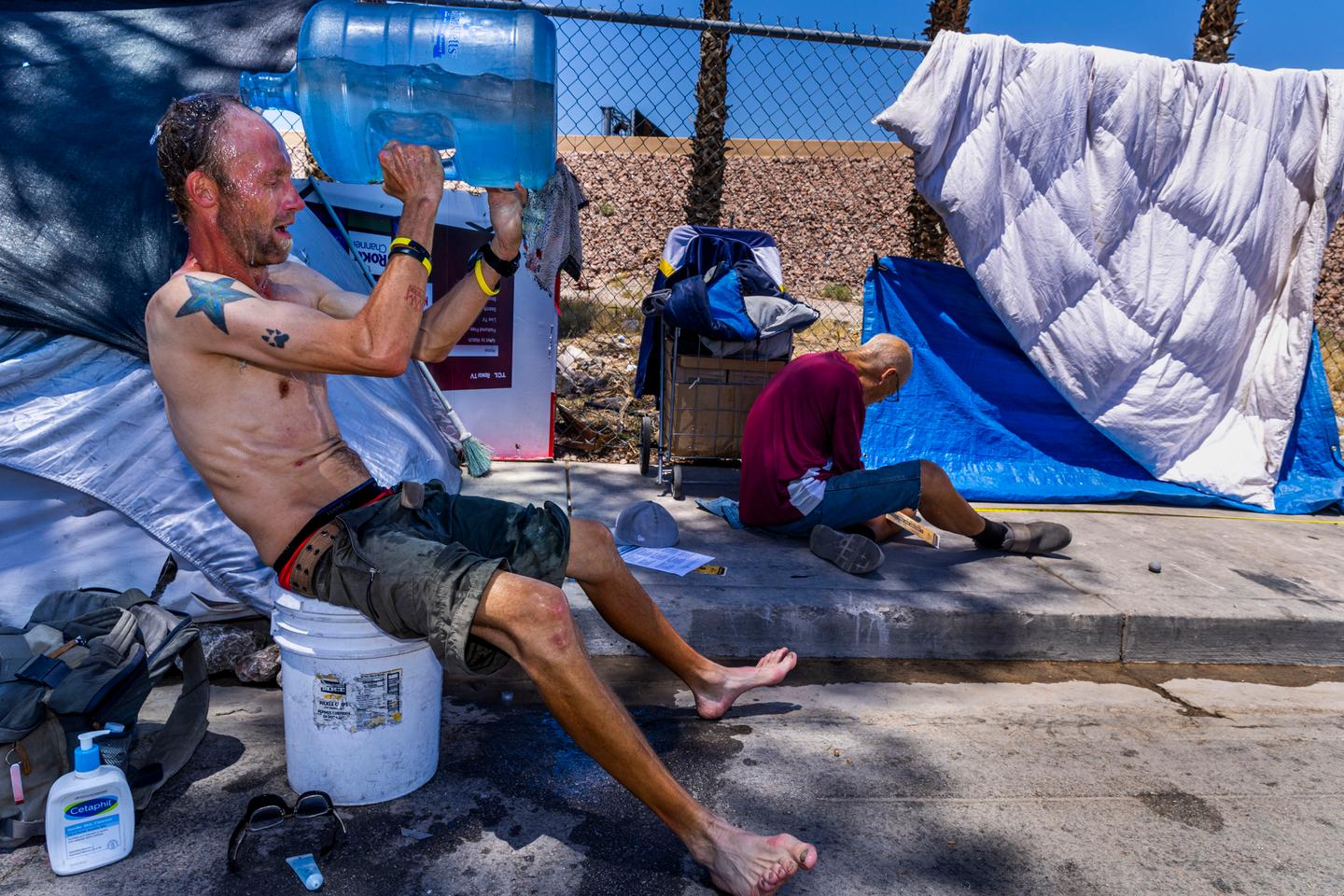 Western US baking in extreme early-summer heatwave