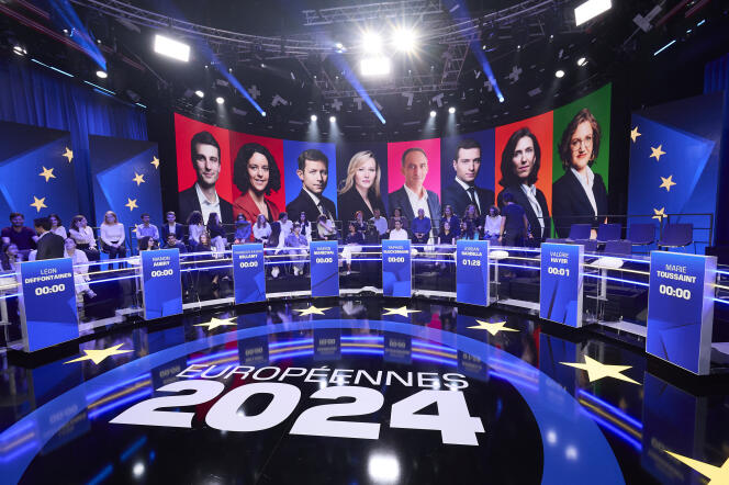 Débat sur BFM-TV dans le cadre de la campagne des élections européennes, à Paris, le 27 mai 2024.