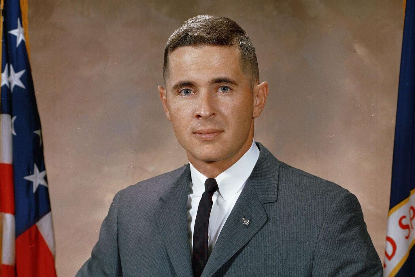 L’astronauta William Anders, membro della missione Apollo 8, è morto all’età di 90 anni in un incidente aereo