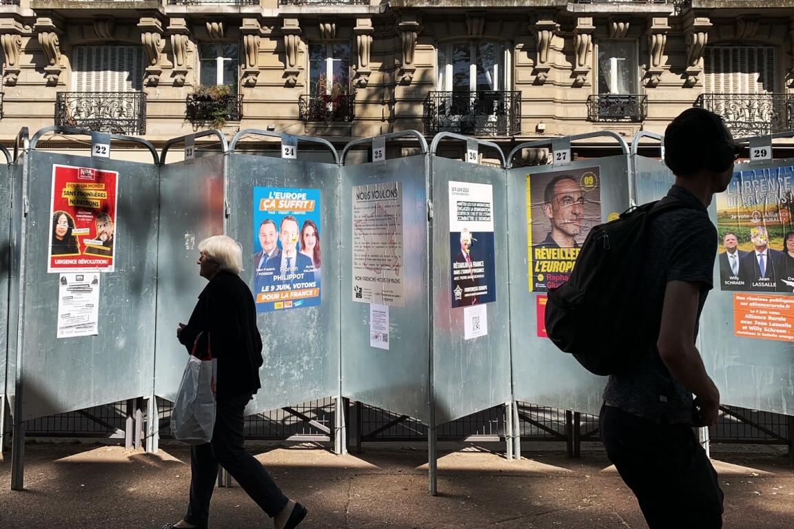 Affiches électorales pour les élections européennes, à Issy-les-Moulineaux (Hauts-de-Seine), le 9 juin 2024.