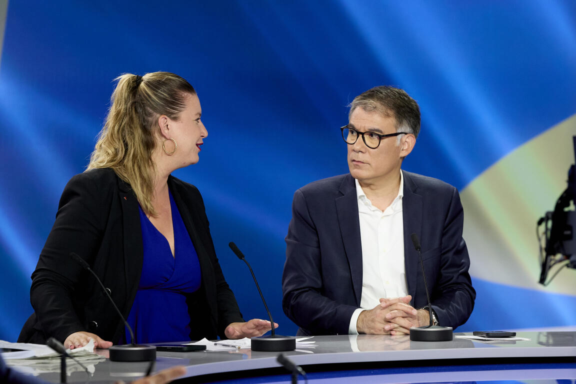 Olivier Faure (PS) et Mathilde Panot (LFI) sur le plateau de France 2 pour les élections européennes, dimanche 9 juin 2024.