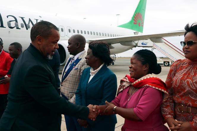 Malawi's vice president and 9 others have died in a plane crash, president says | WN24 1 Malawi Vice President Saulos Chilima, left, greets government officials upon his return from South Korea in Lillongwe, Sunday, June 9, 2024.