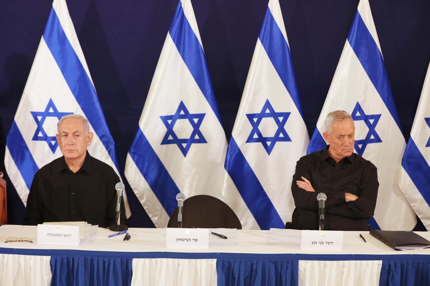 Netanyahu dissolves Israel's war cabinet