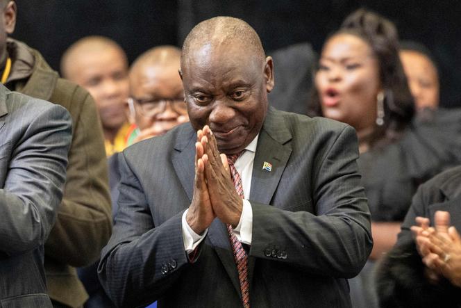 Südafrikas Präsident Cyril Ramaphosa, nachdem er am 14. Juni 2024 in Kapstadt seine Wiederwahl zum Staatsoberhaupt des Landes bekannt gegeben hatte.
