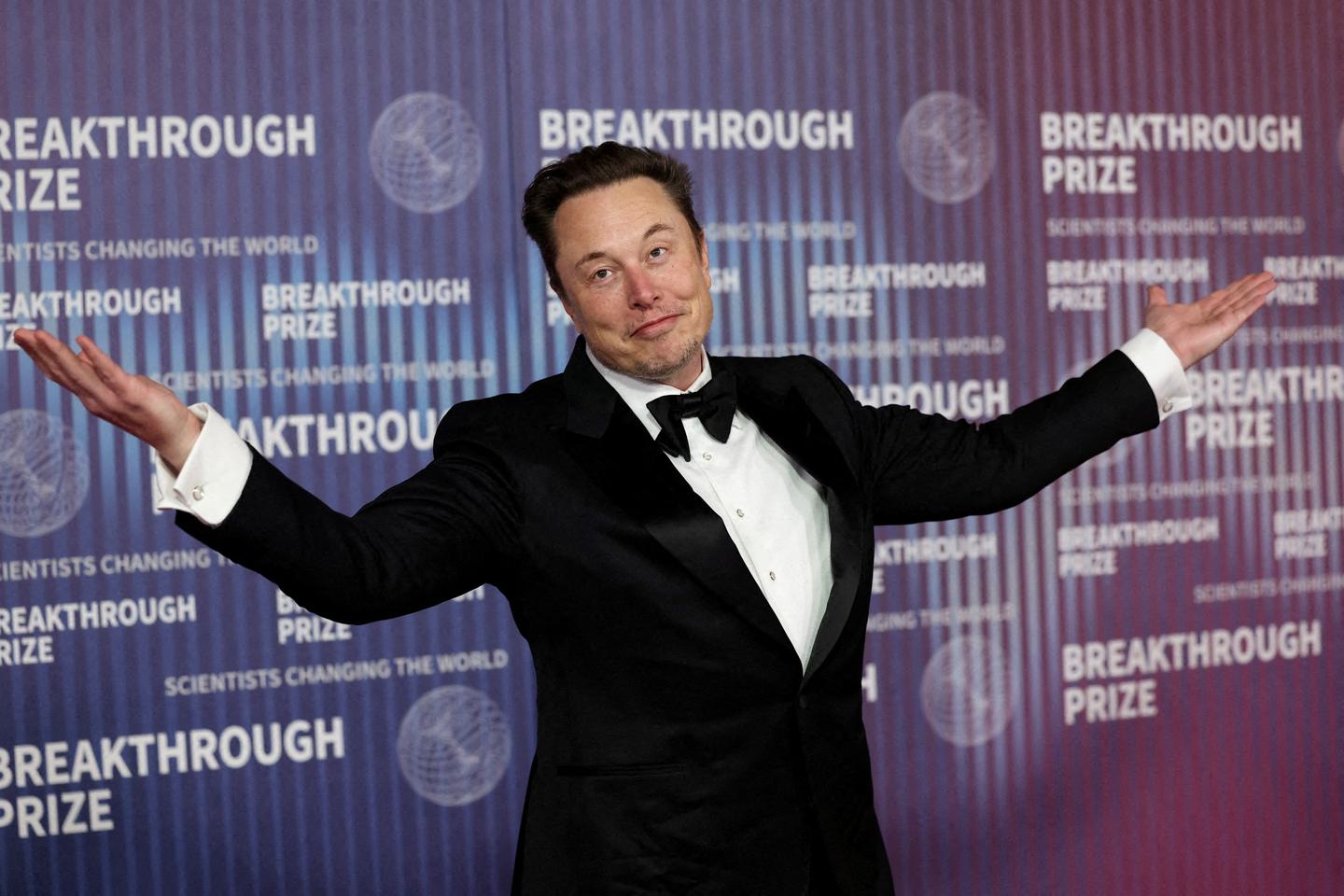 'At Tesla, Elon Musk is no longer a boss, but an idol'