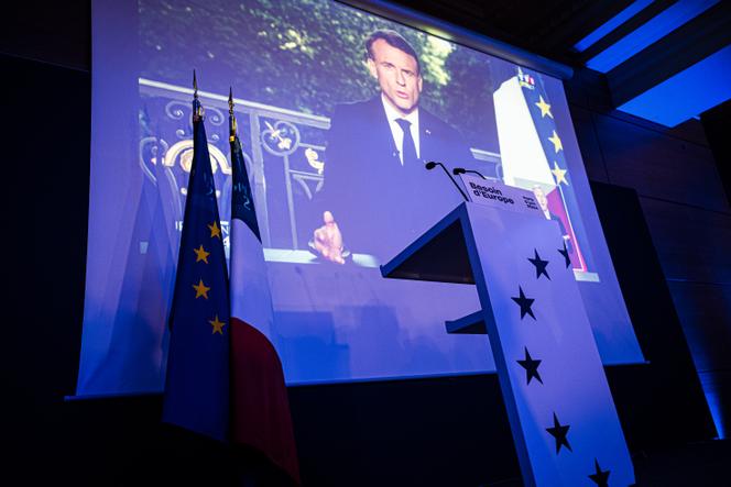 Durante o anúncio da dissolução da Assembleia Nacional, na Maison de la Mutualité (Paris), 9 de junho de 2024.