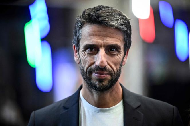 Le président français du Comité d’organisation des Jeux olympiques et paralympiques de Paris 2024, Tony Estanguet, assiste à une répétition de la cérémonie d’ouverture des Jeux de 2024 à Saint-Denis, au nord de Paris, le 7 juin 2024.