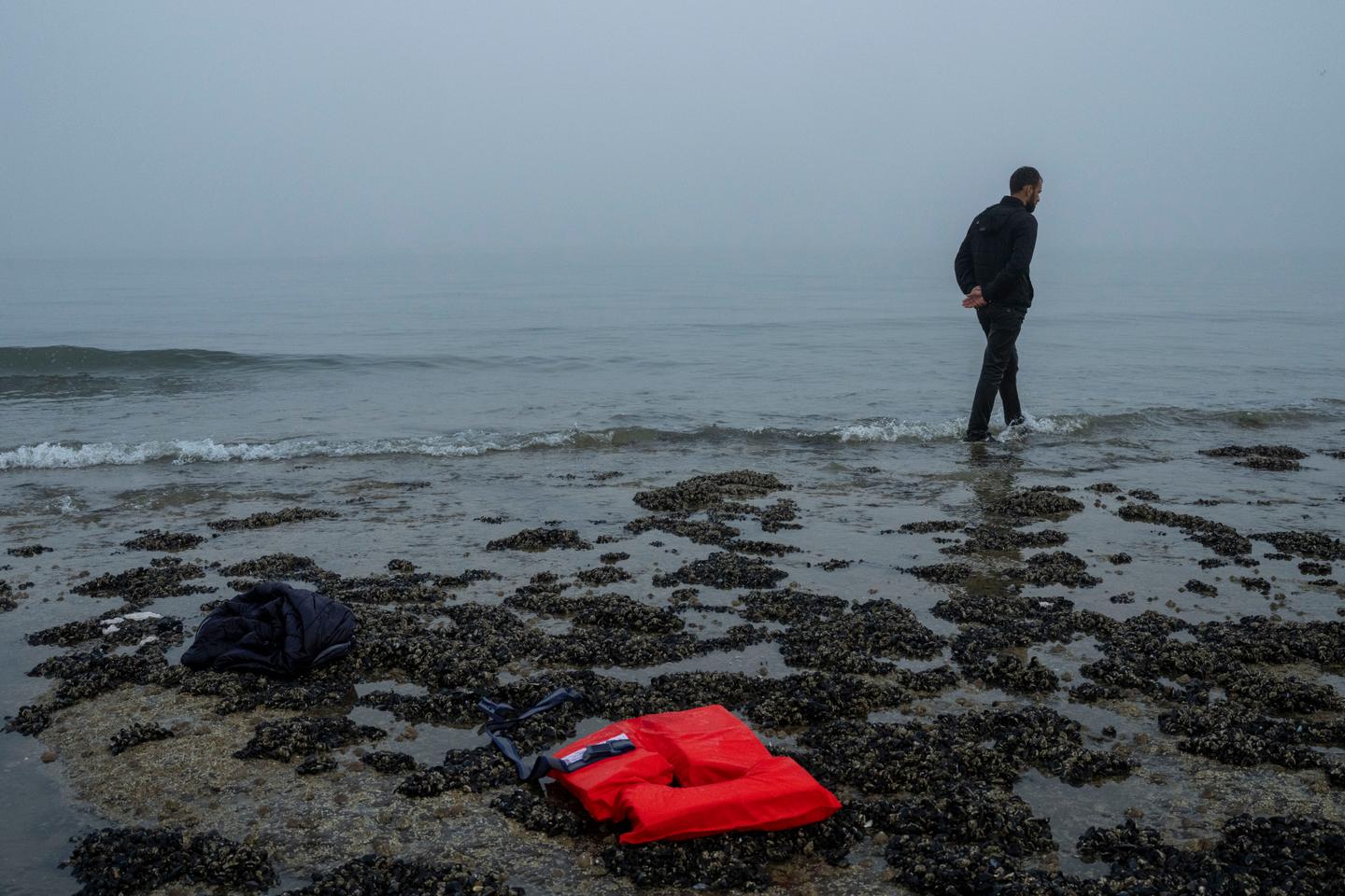 Channel crossings: Mayors of small French coastal towns express helplessness